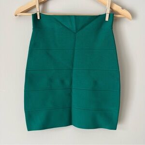 BCBG MAX AZRIA Emerald Green Bandage Skirt - Size Small